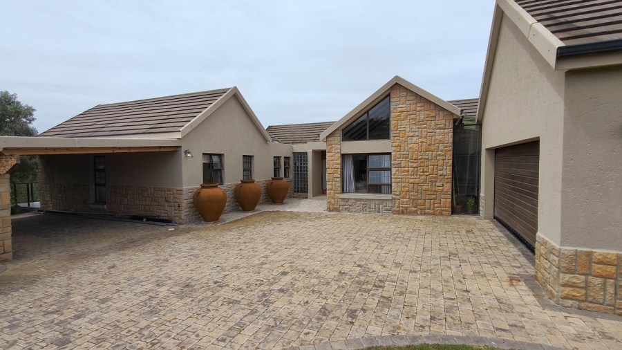 5 Bedroom Property for Sale in Num Num Cape Estate Western Cape